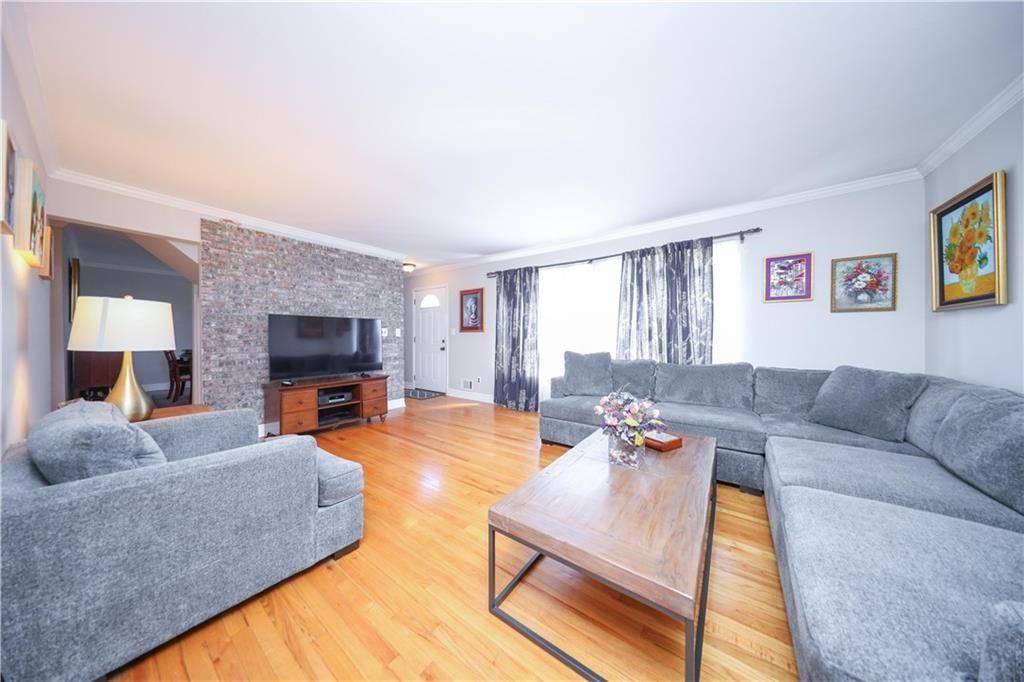 Staten  Island, NY 10312,4325 Hylan BLVD