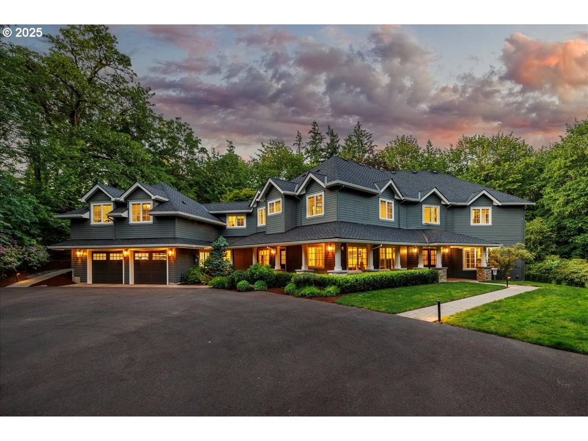 Lake Oswego, OR 97034,1051 FOREST MEADOWS WAY