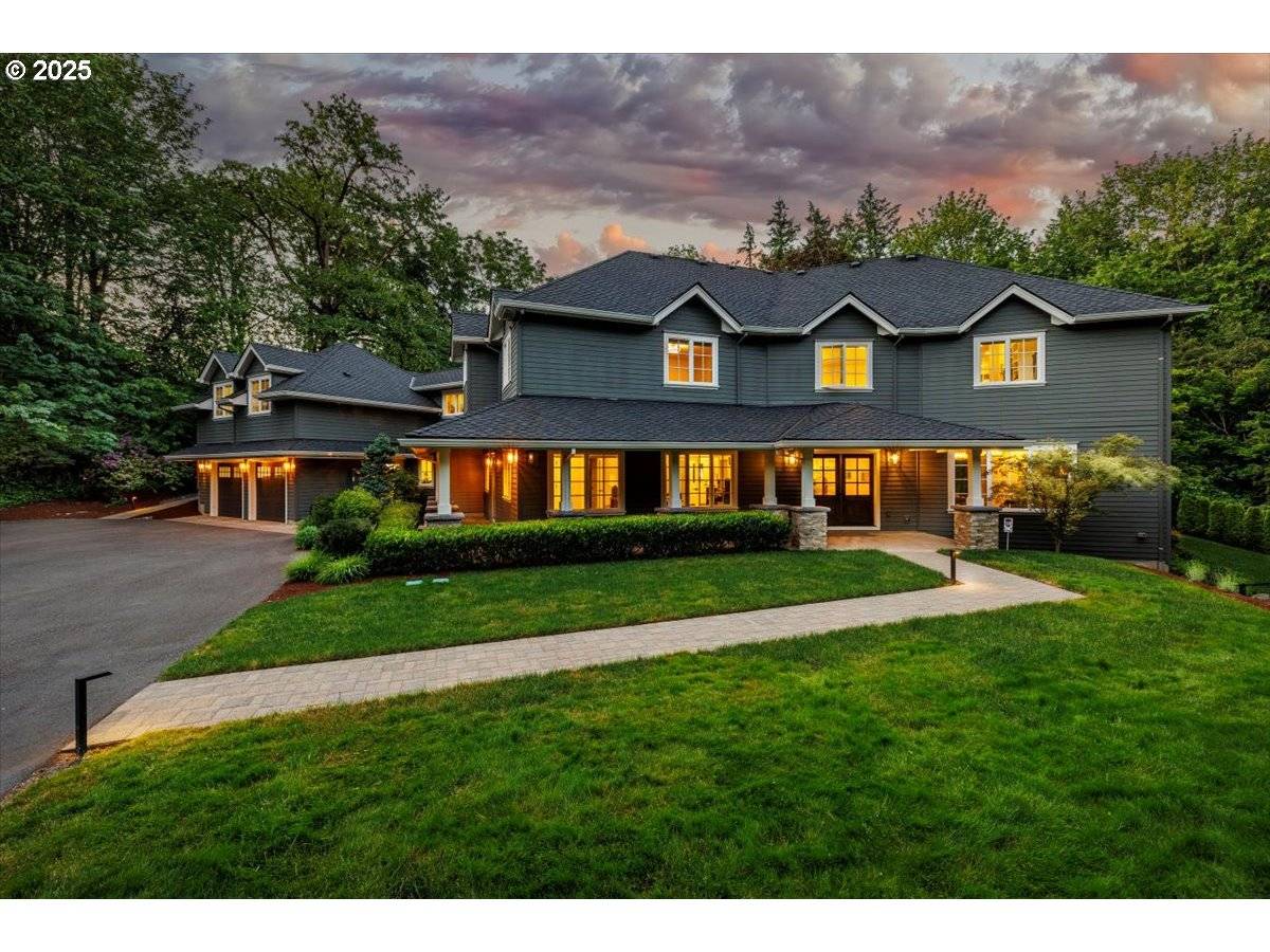 Lake Oswego, OR 97034,1051 FOREST MEADOWS WAY