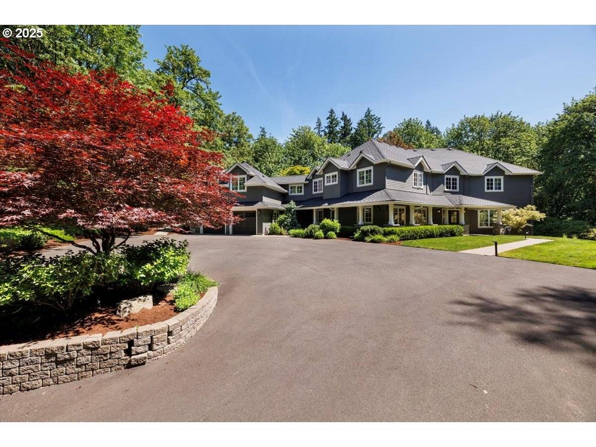 Lake Oswego, OR 97034,1051 FOREST MEADOWS WAY