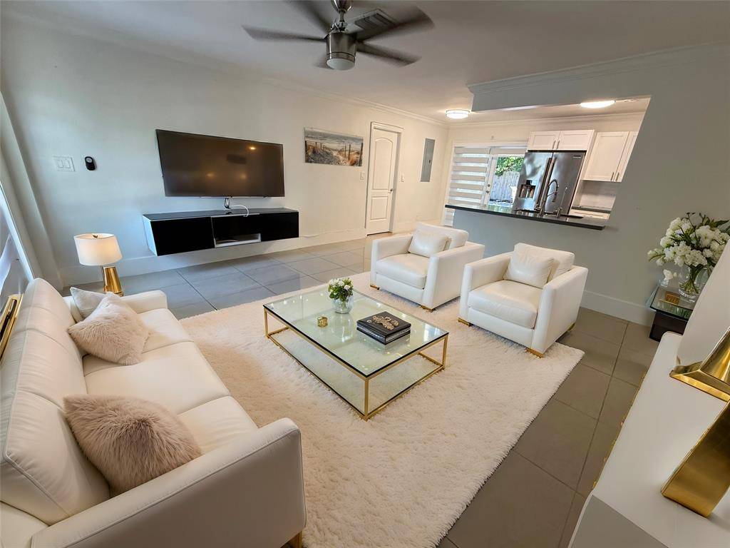 Fort Lauderdale, FL 33317,2300 SW 43rd Ter