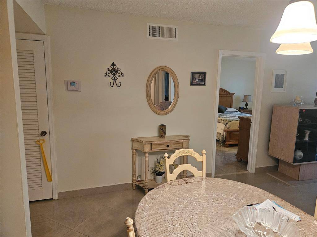 Deerfield Beach, FL 33441,959 SE 2nd Ave #117