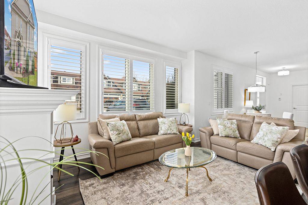 Collingwood, ON L9Y 0Z5,48 Lett AVE