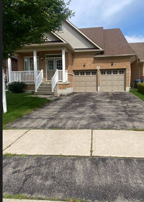 Brampton, ON L6S 6J1,21 Trailside WALK