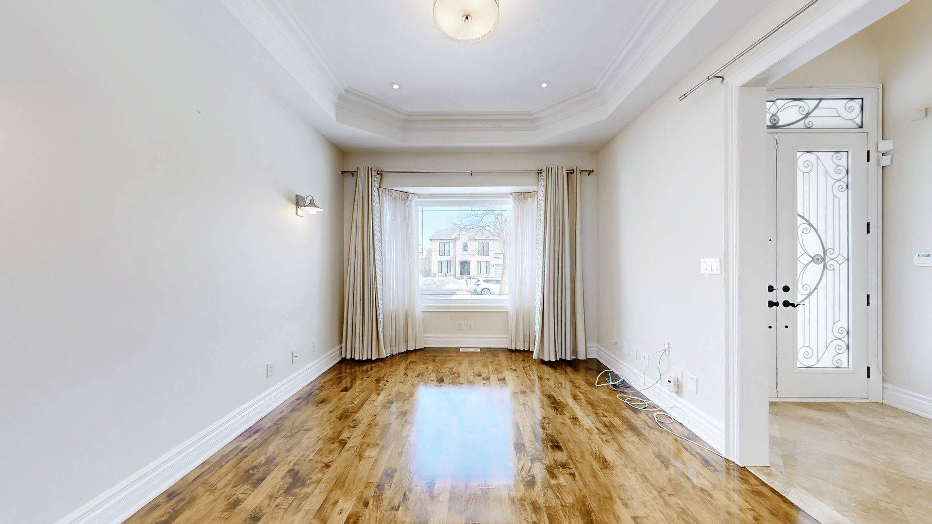 Mississauga, ON L5B 1T5,3414 Joan DR