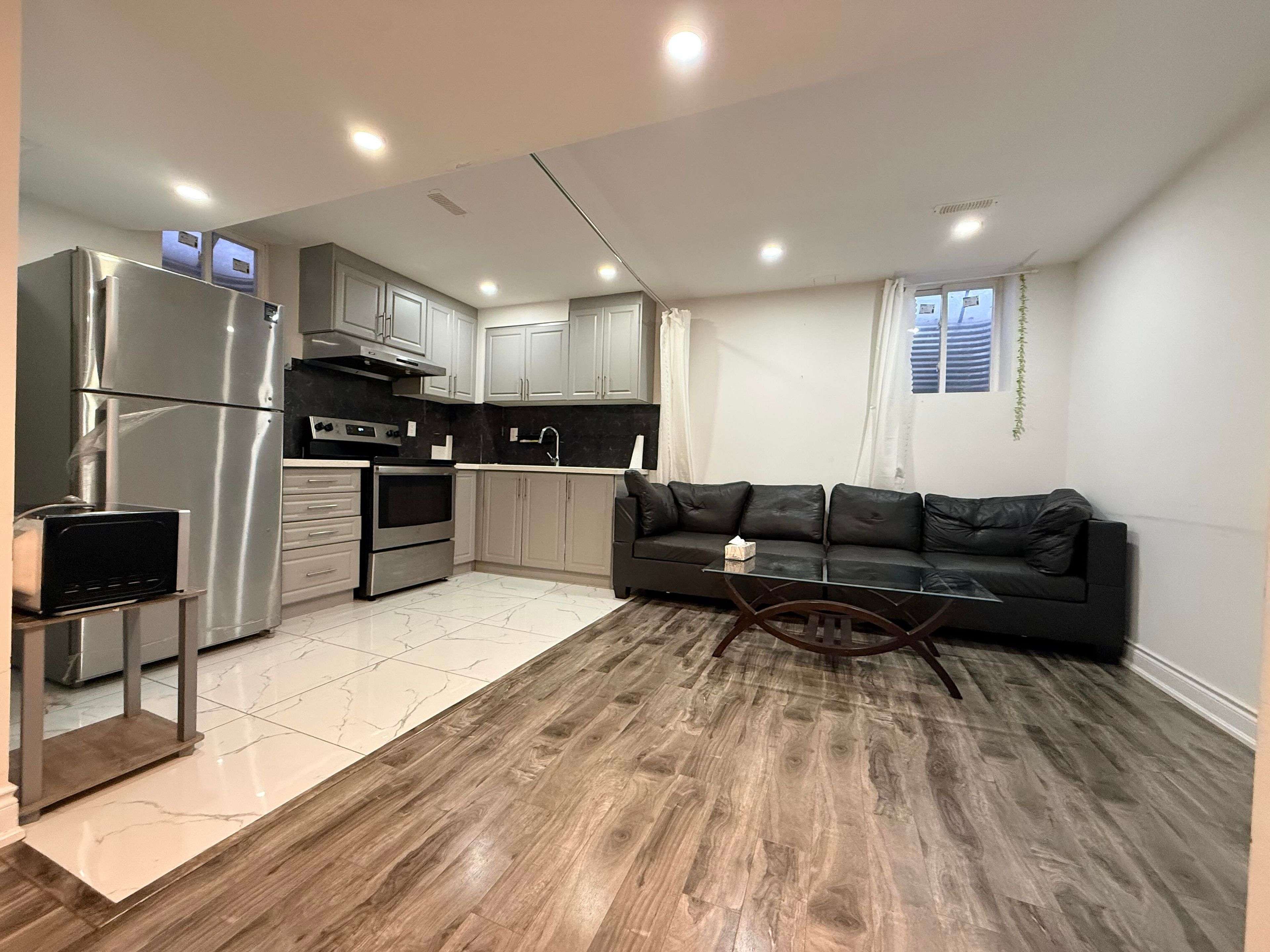 Brampton, ON L6Y 5Z3,12 Bandera DR #bsmt