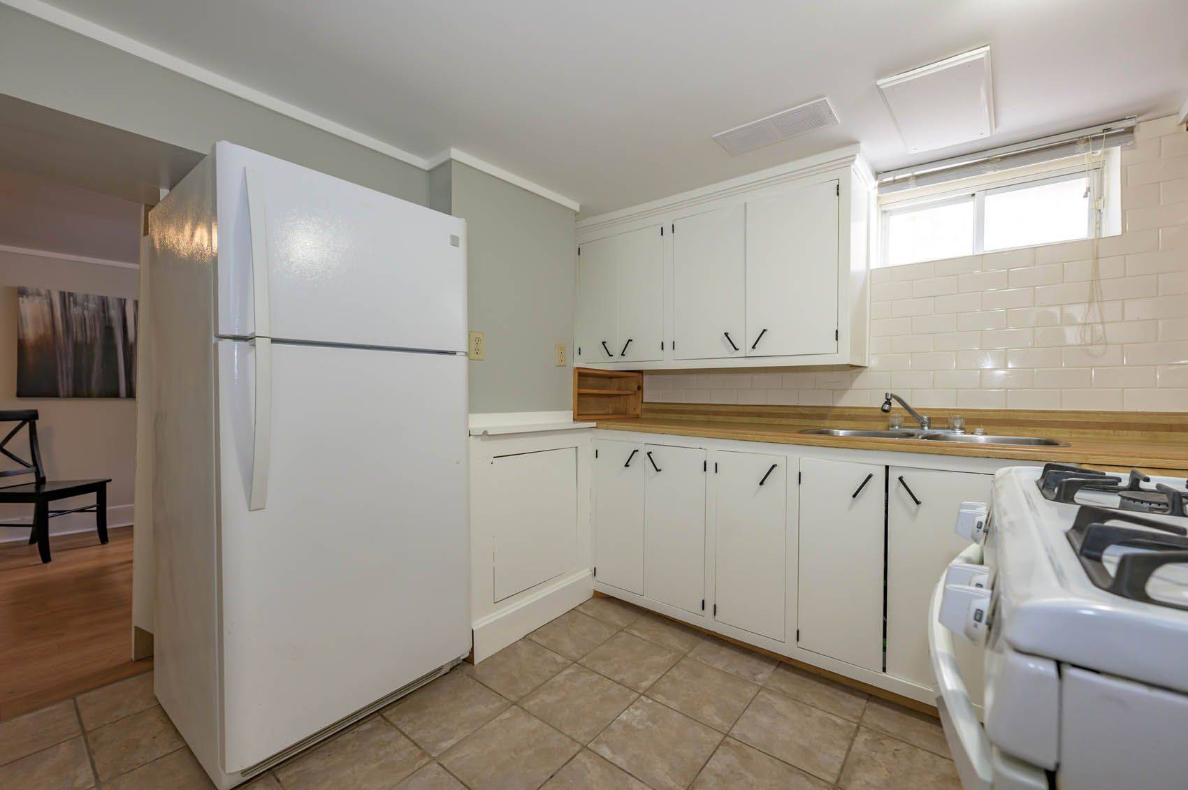 London East, ON N5W 3H3,696 Queens AVE #Bsmt