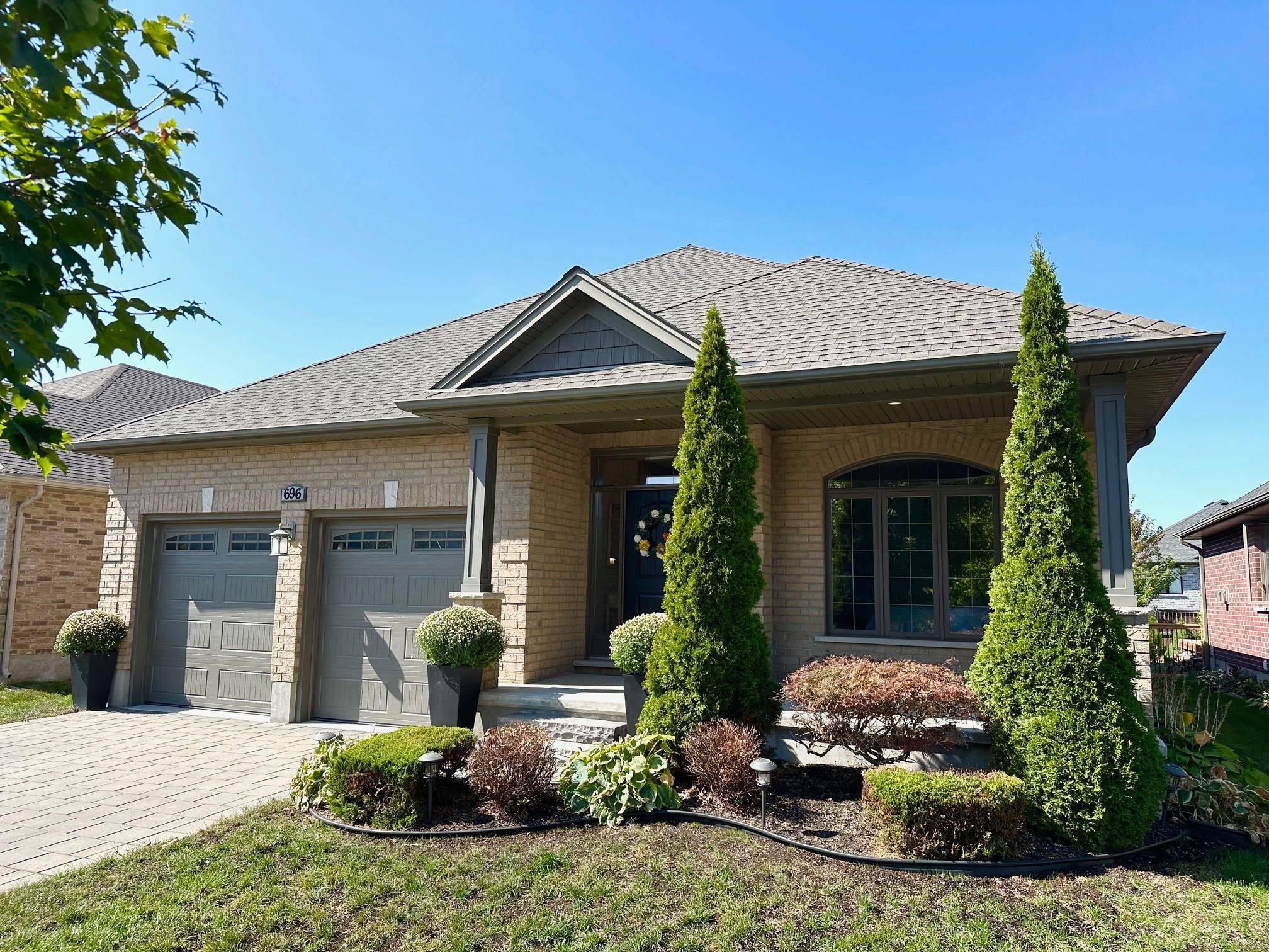 Strathroy-caradoc, ON N0L 1W0,696 BENNETT CRES