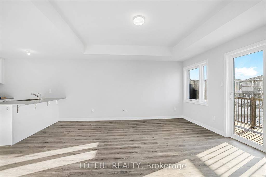 Barrhaven, ON K2J 6H3,310 Parnian Private