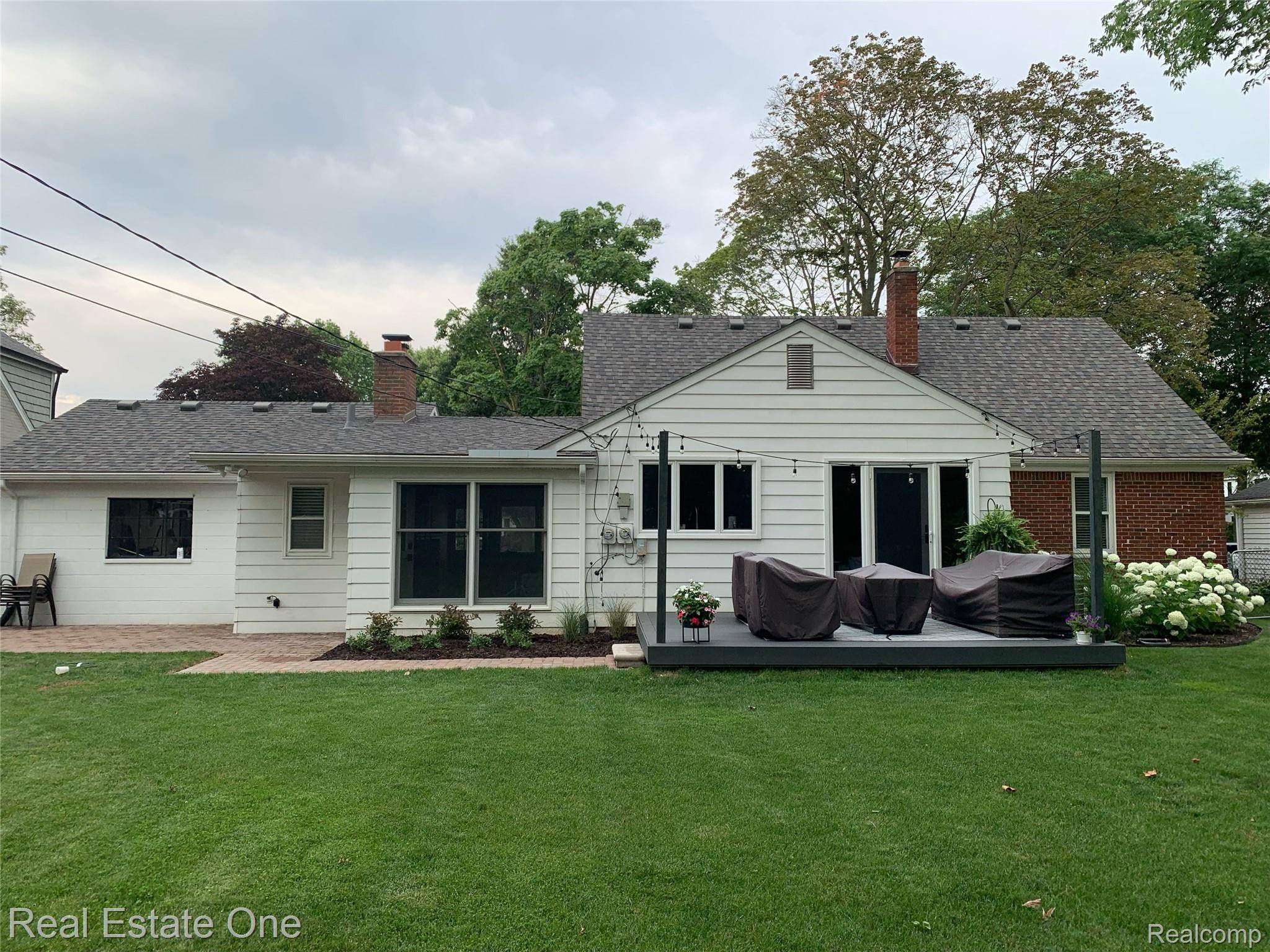 Royal Oak, MI 48073,2726 Bamlet RD