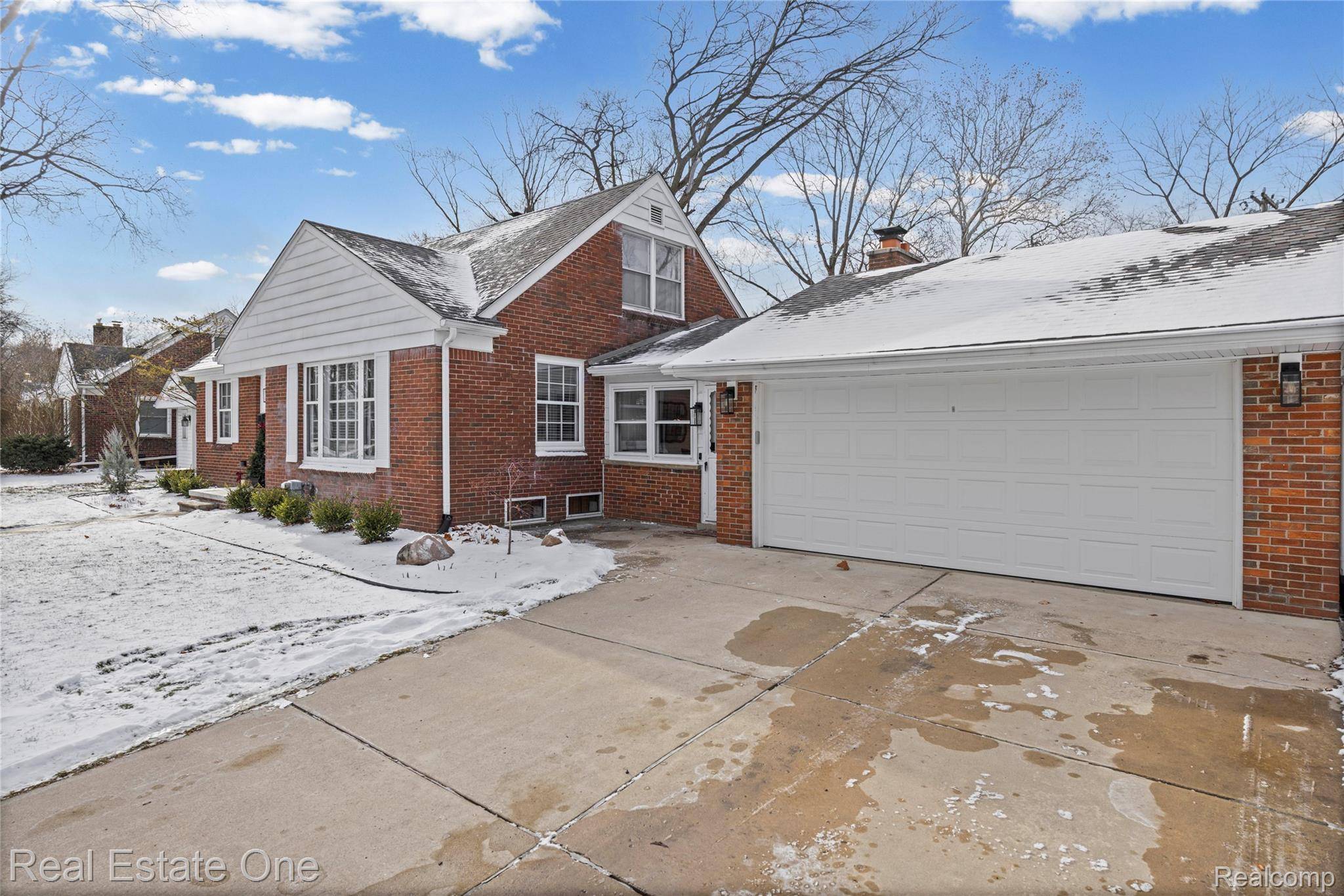 Royal Oak, MI 48073,2726 Bamlet RD