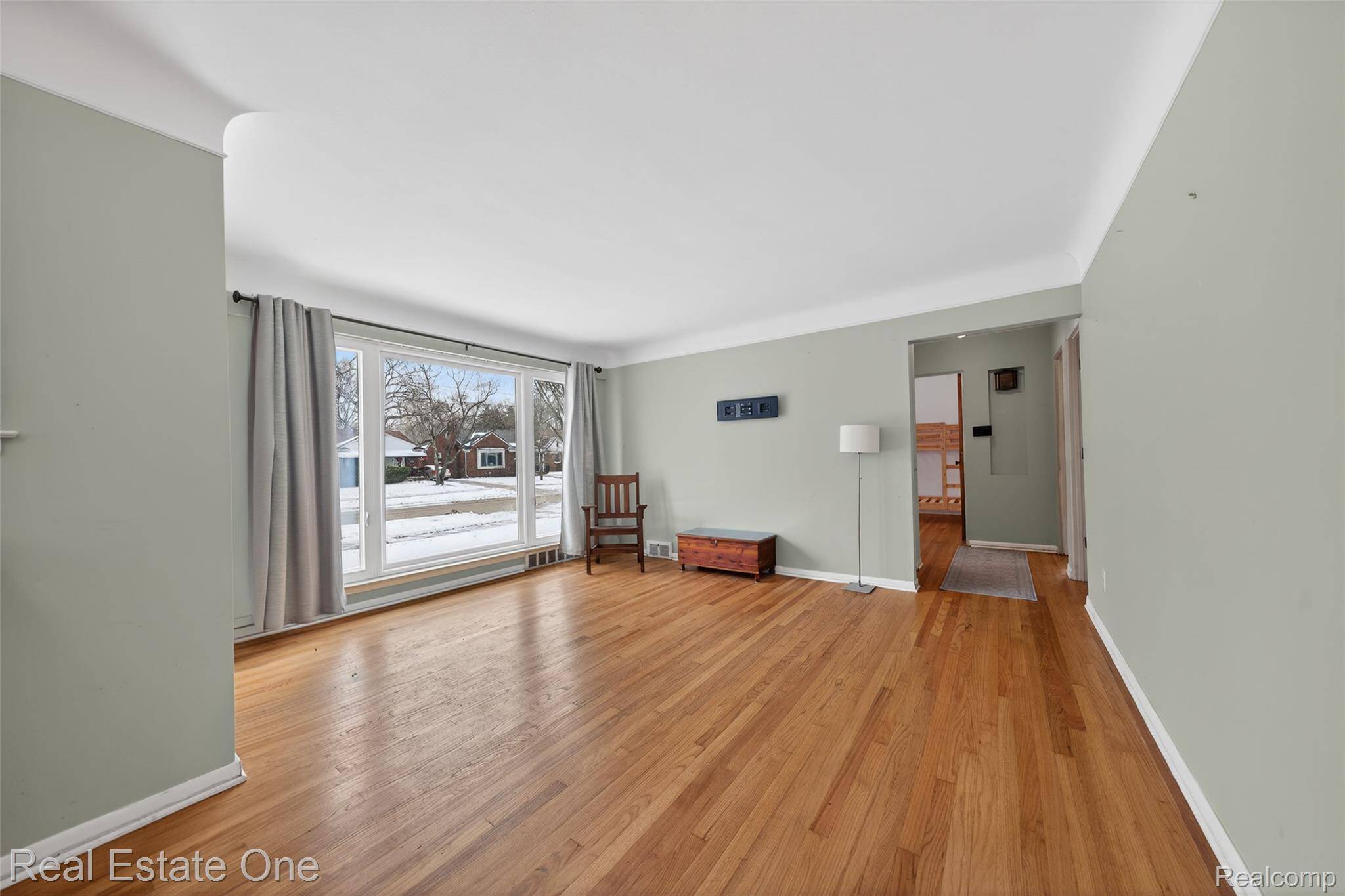 Oak Park, MI 48237,24061 Rosewood ST