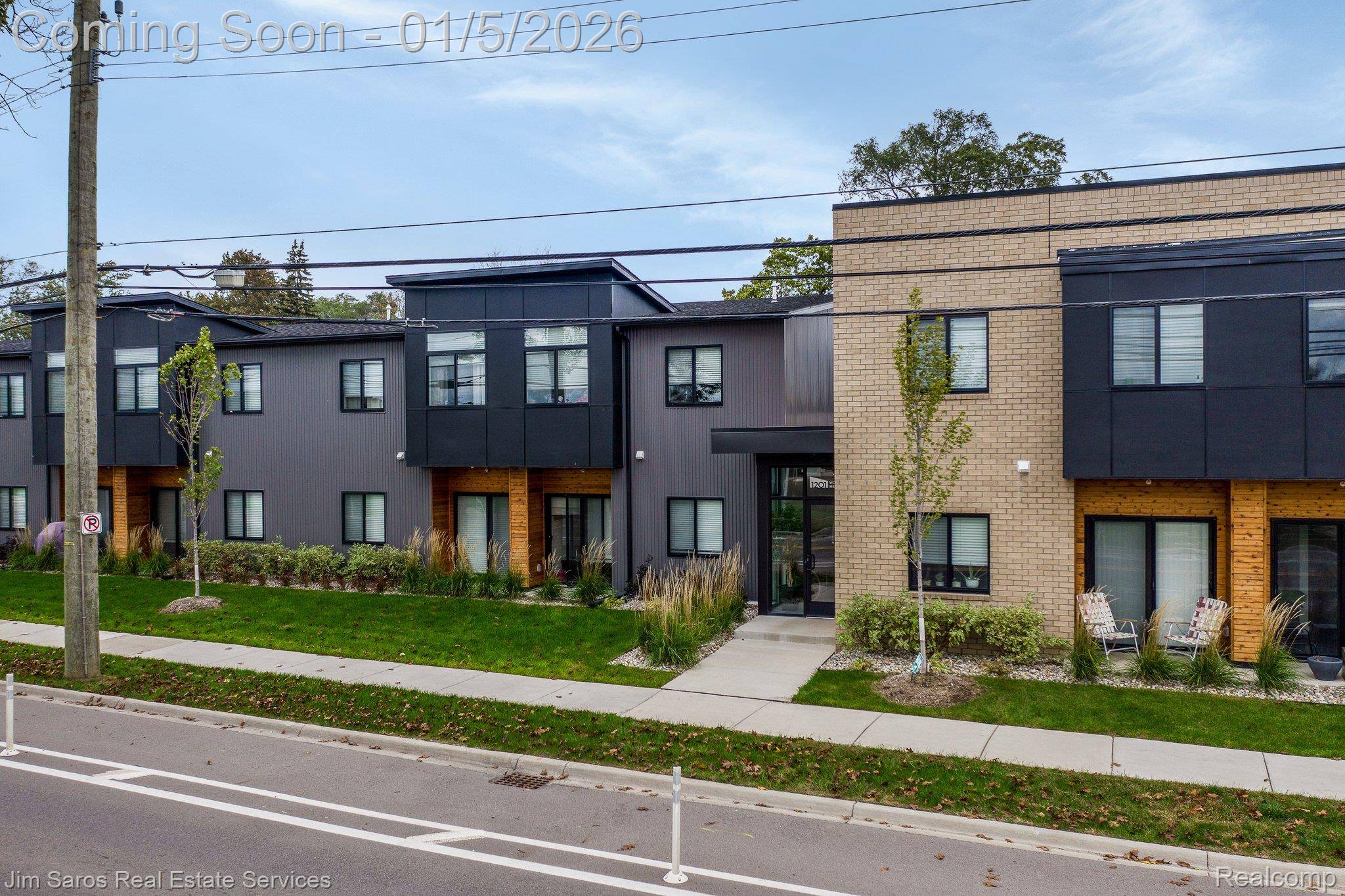 Ferndale, MI 48220,1201 Woodward Heights #6