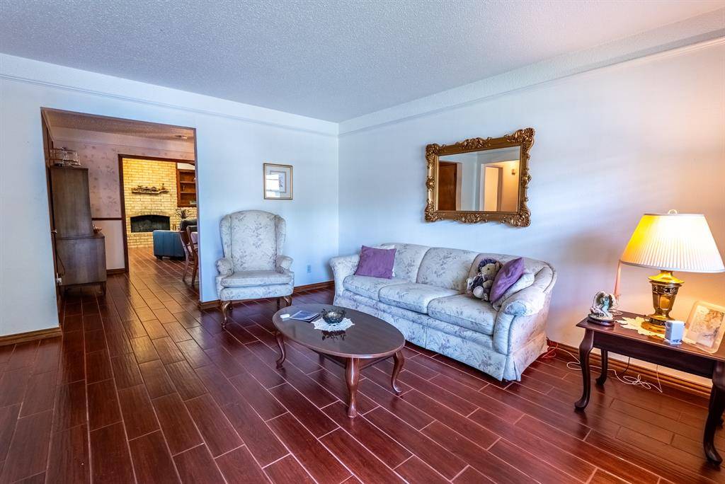 Arlington, TX 76012,1712 Foster Drive