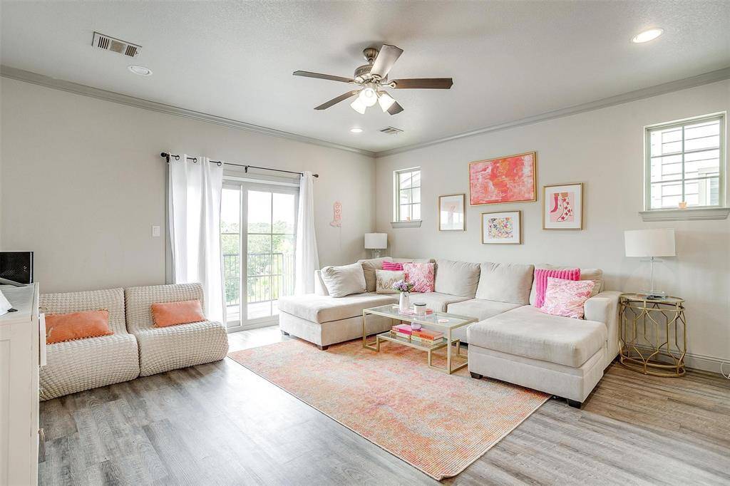 Fort Worth, TX 76110,2539 Mccart Avenue