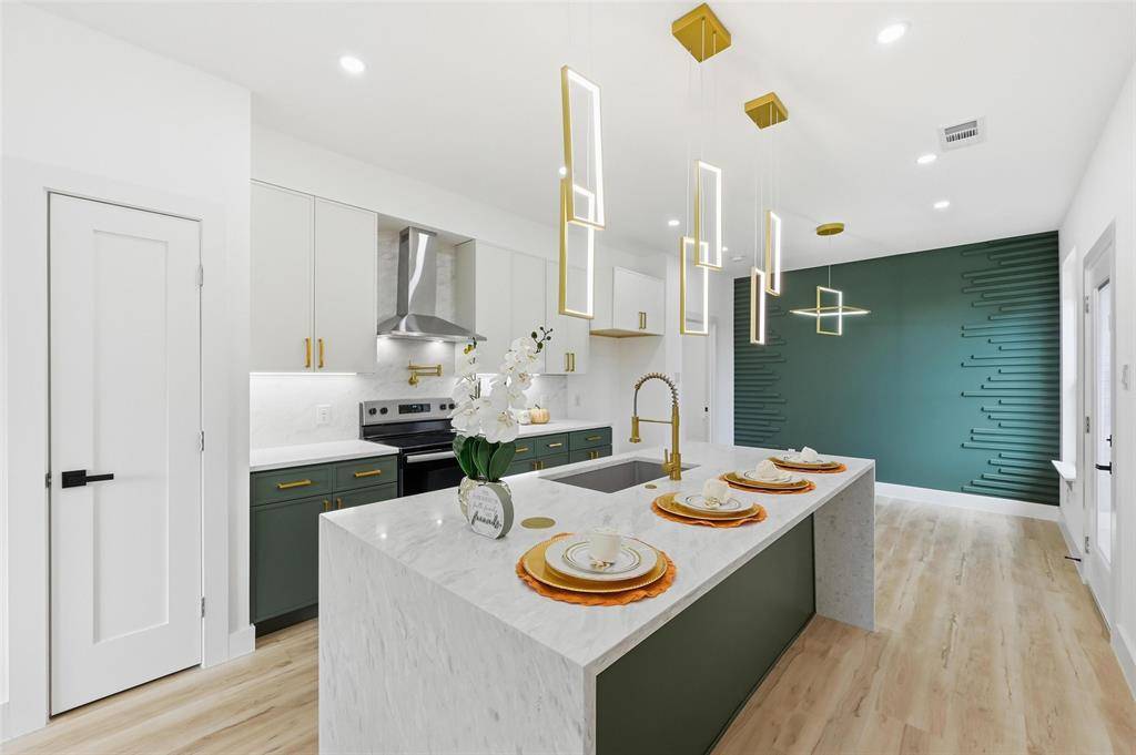 Dallas, TX 75215,2719 Starks Avenue