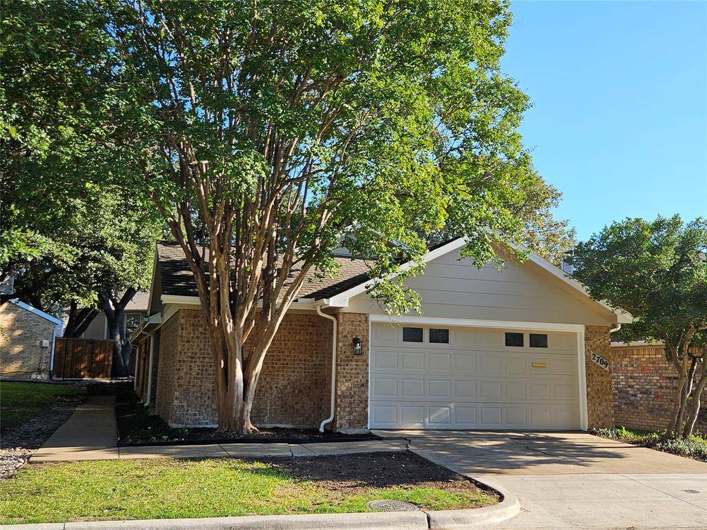 Carrollton, TX 75006,2709 Heather Glen Court