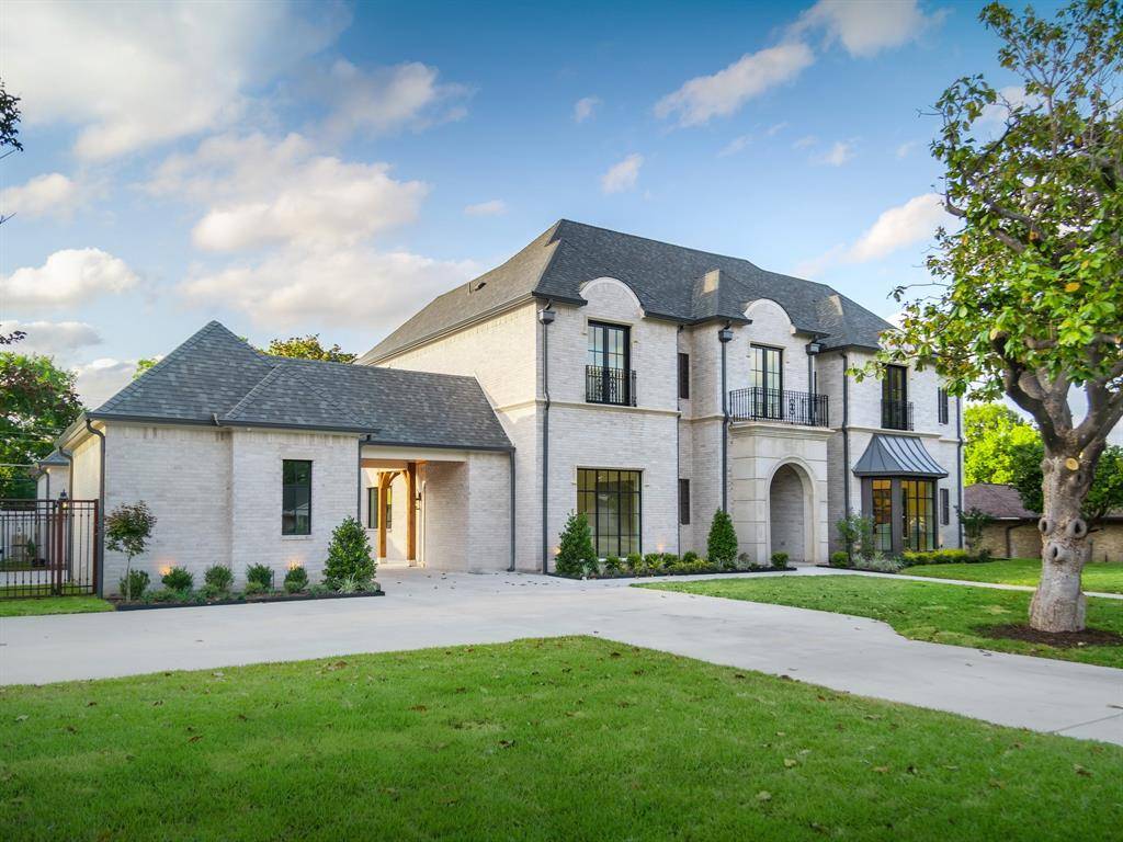 Dallas, TX 75244,4633 Willow Lane