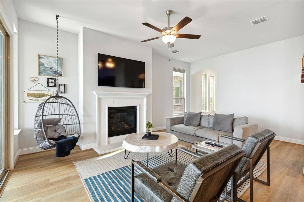 Forney, TX 75126,18142 Lakefront Court