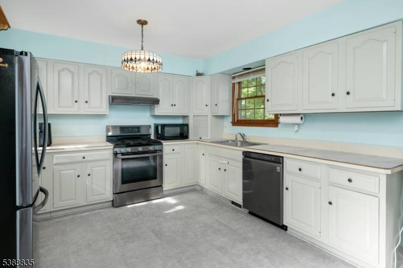 Sparta Twp., NJ 07871,7 Hilltop Trl