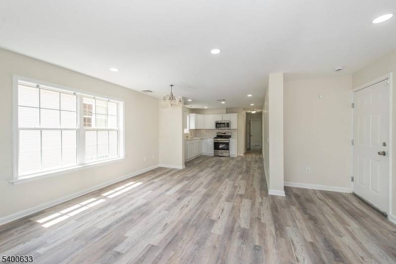 Paterson City, NJ 07522,167 N 5Th St