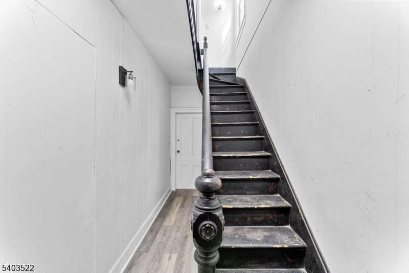 Elizabeth City, NJ 07206,241 Clark Pl #1