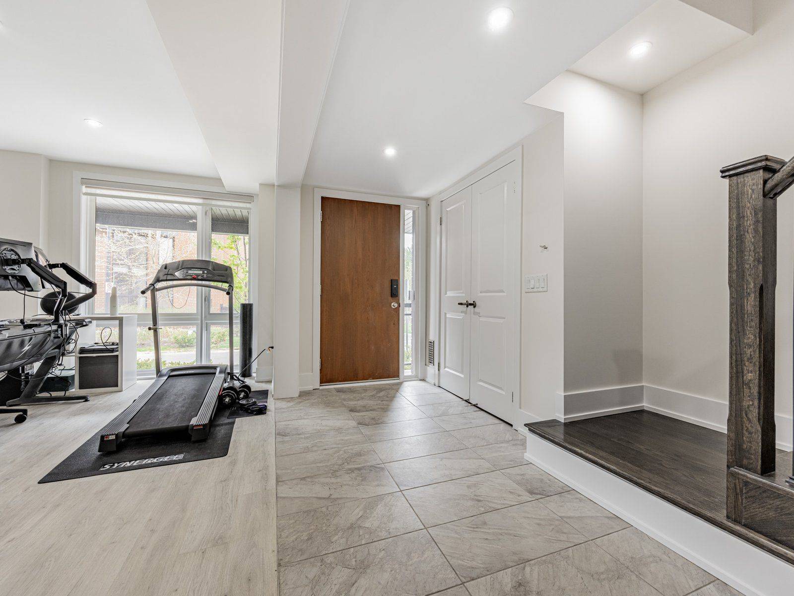 Vaughan, ON L4J 0K1,45 Thorncrest DR