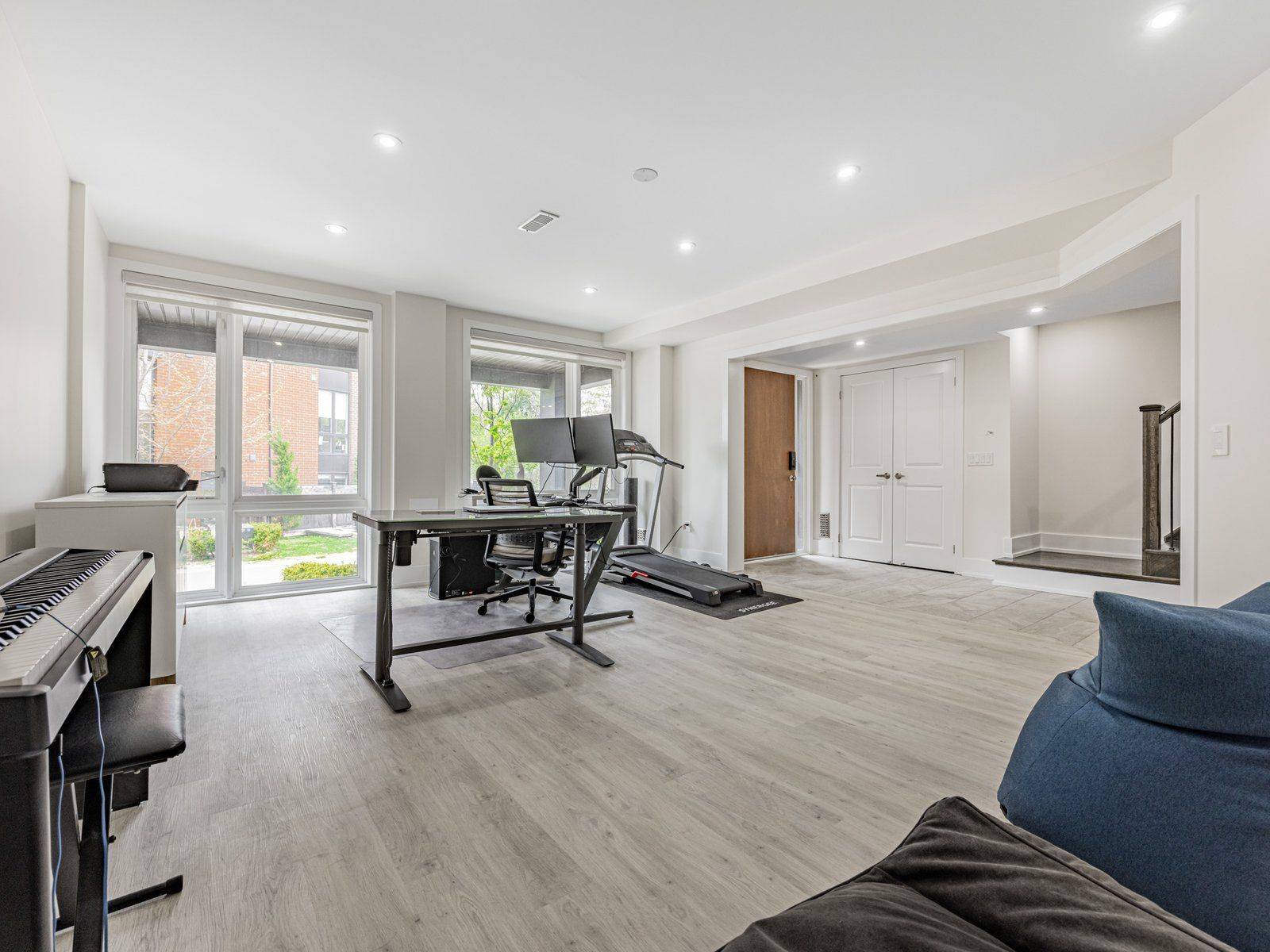 Vaughan, ON L4J 0K1,45 Thorncrest DR