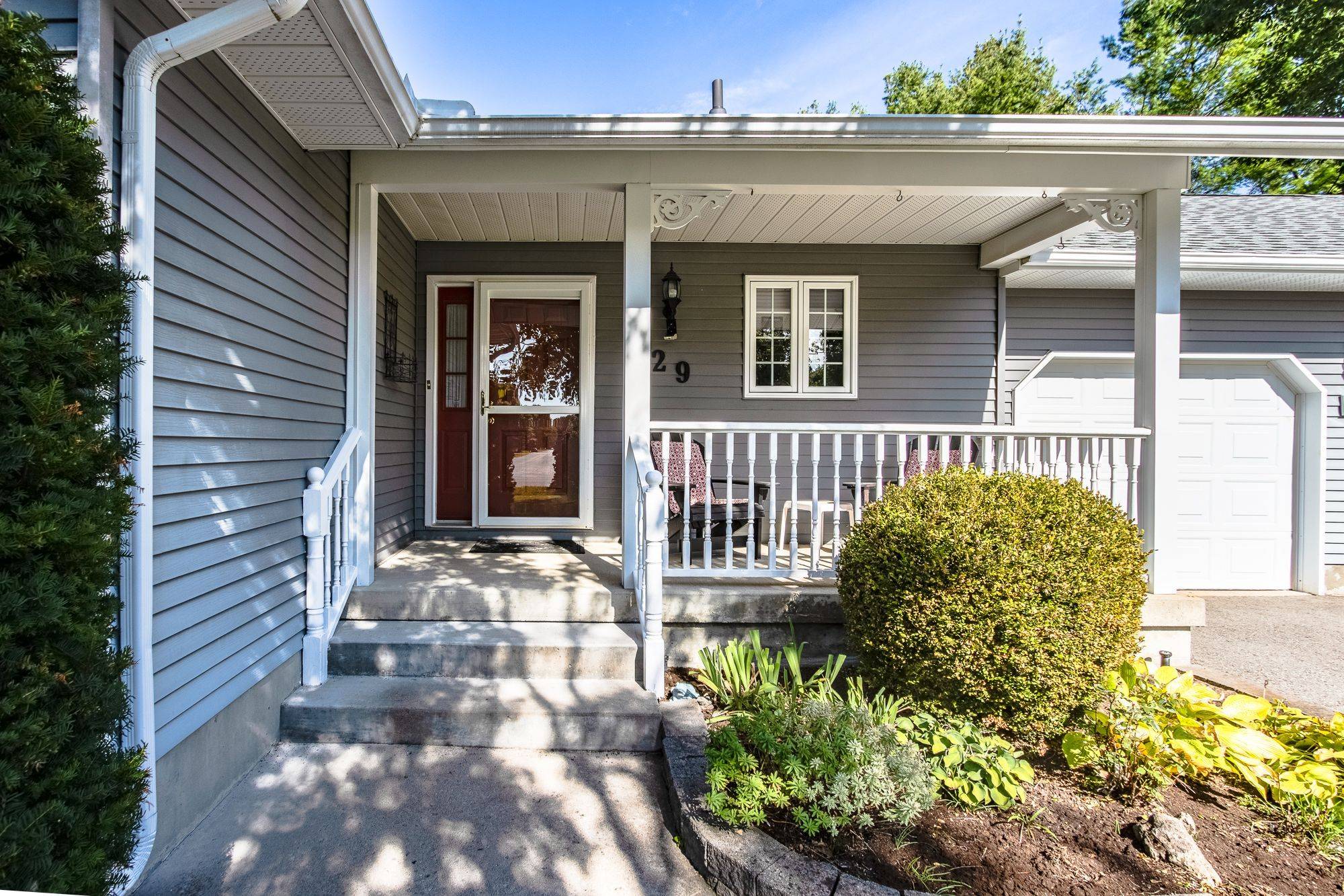 Tiny, ON L0L 2T0,29 Mary Jane RD