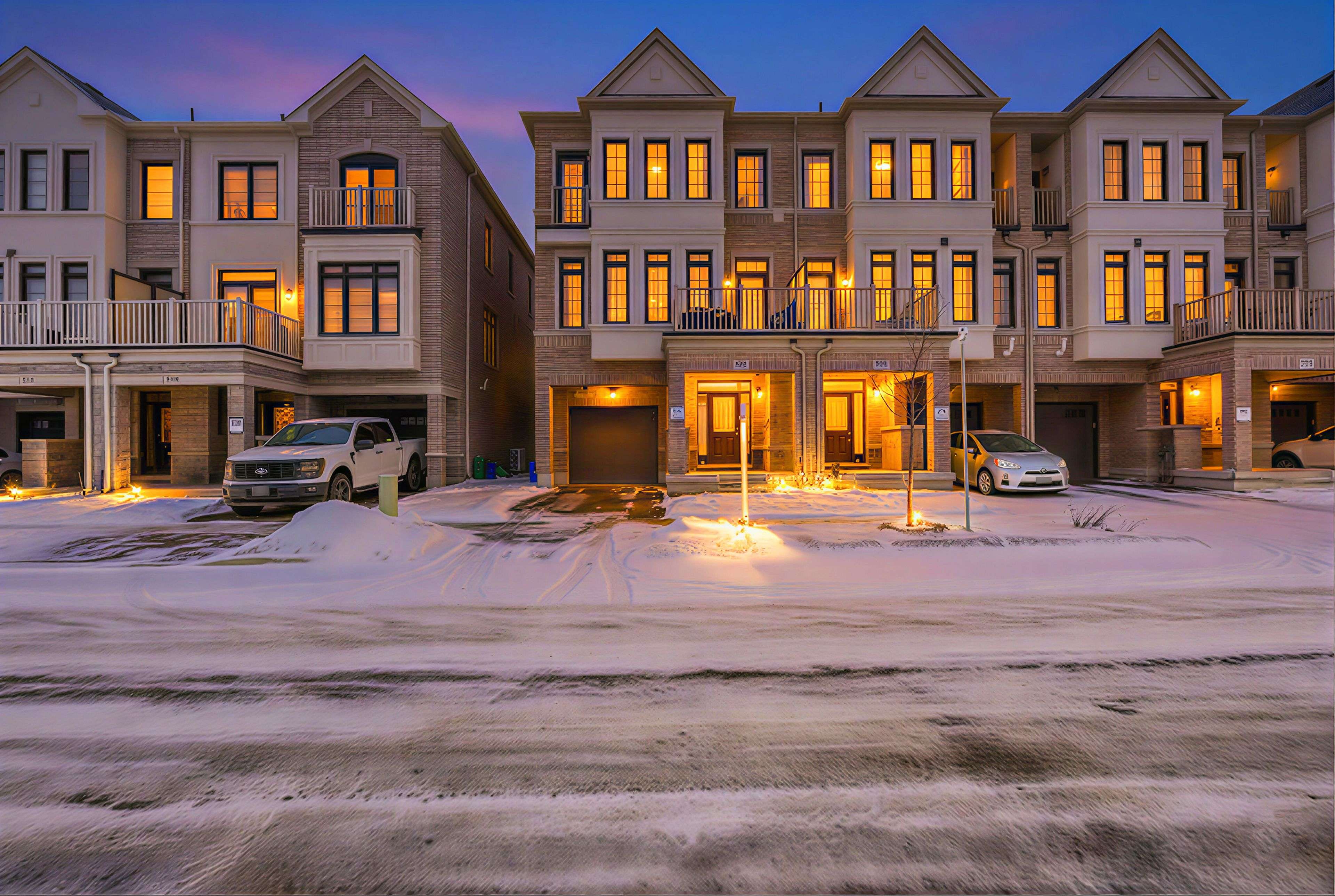 Milton, ON L9E 1T3,375 Thimbleweed CT