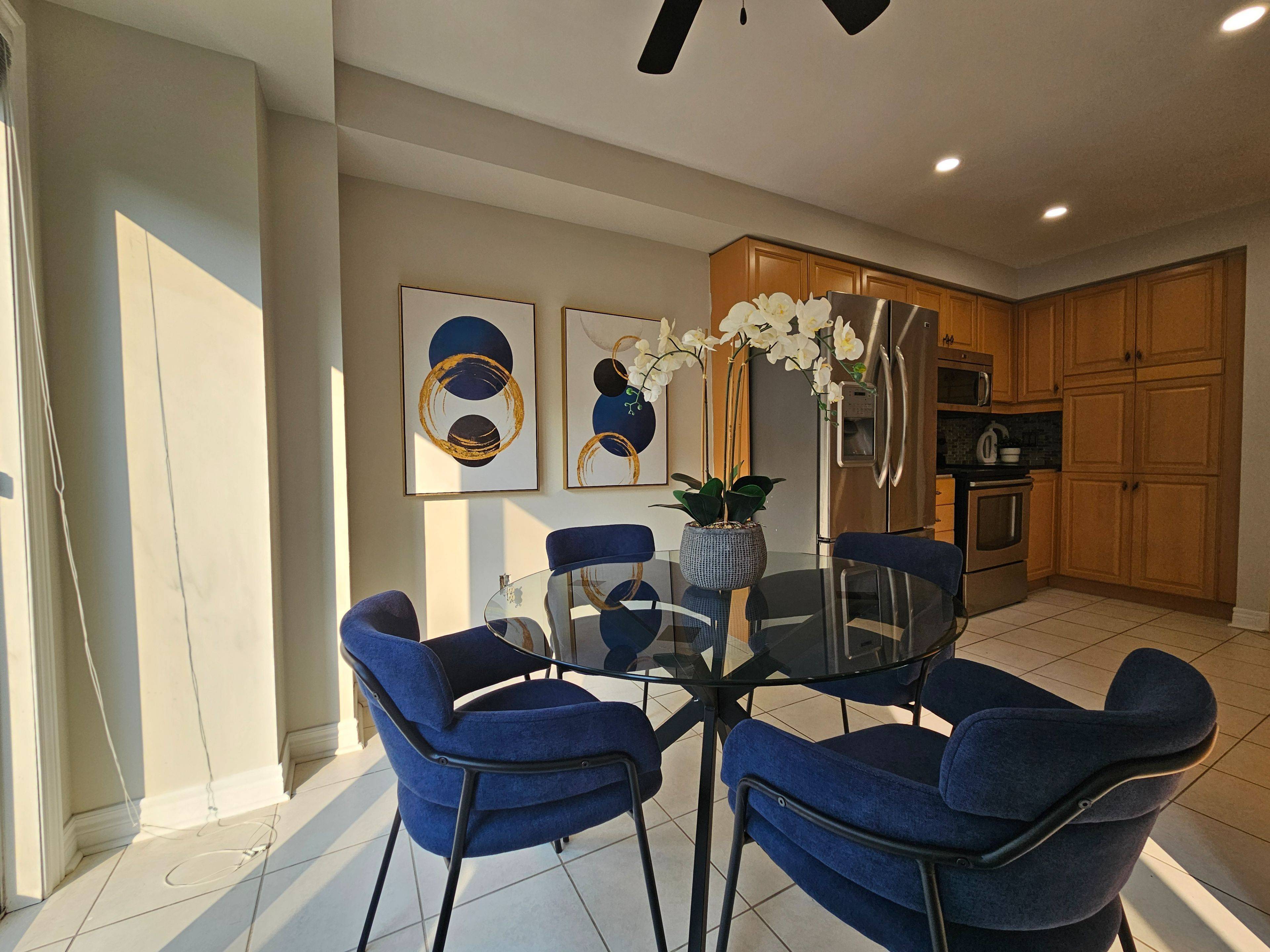 Mississauga, ON L5M 5J2,5662 Glen Erin DR #56