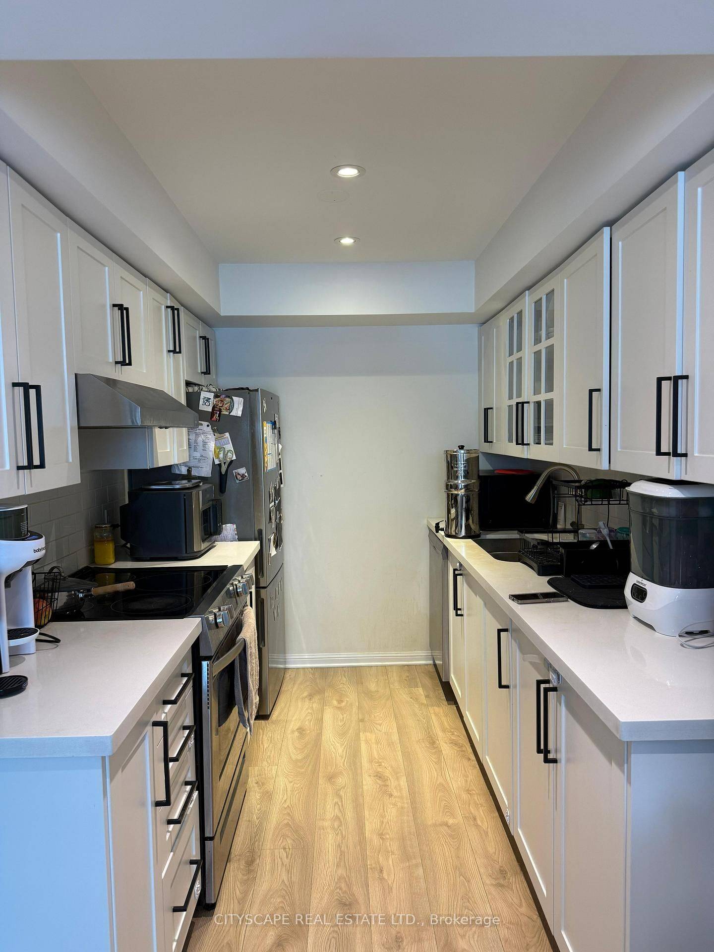 Mississauga, ON L5R 4H5,4620 Guildwood WAY #10