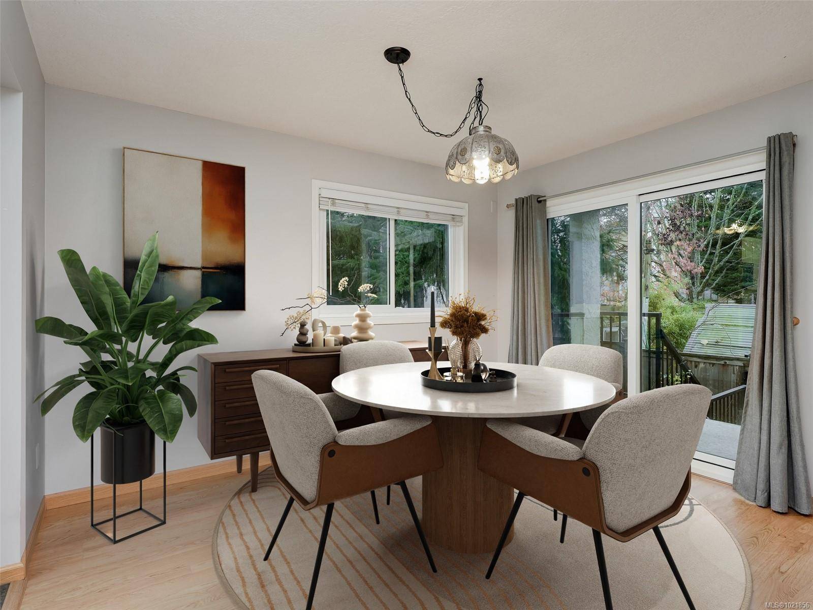 Victoria, BC V8T 1E7,947 Caledonia Ave #4