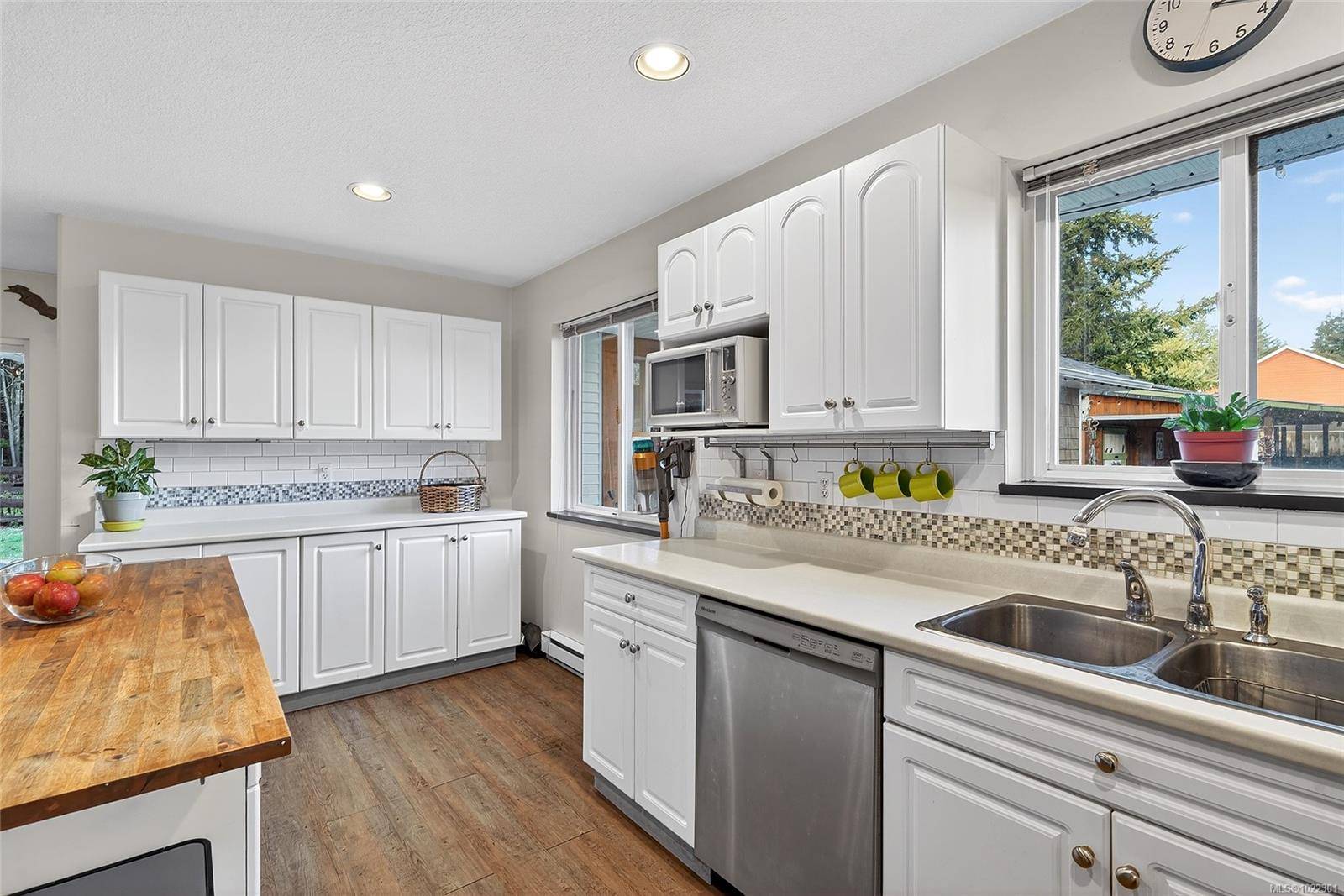 Errington, BC V0R 1V0,1529 Benzon Cres