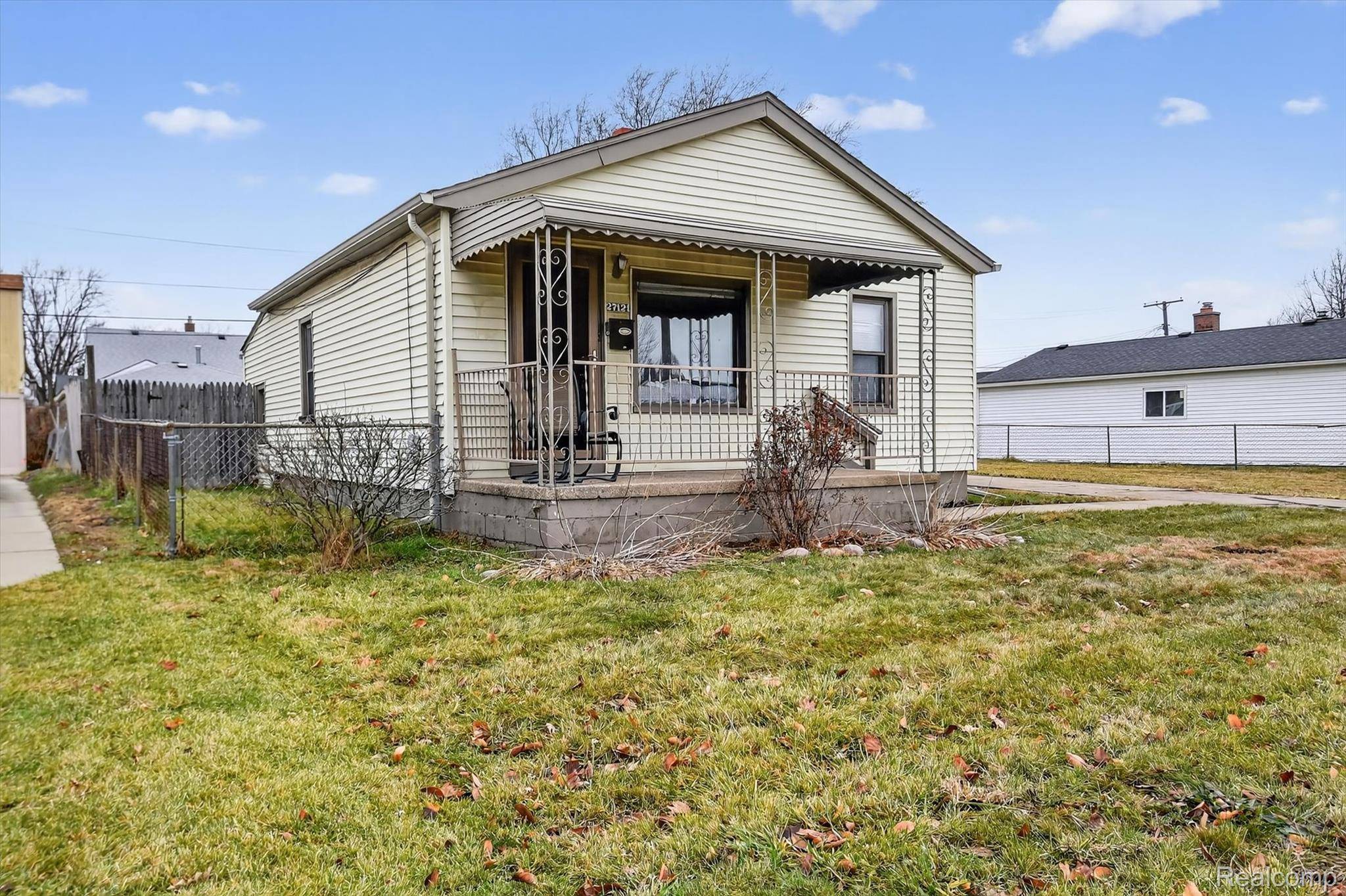 Roseville, MI 48066,27121 Maywood ST