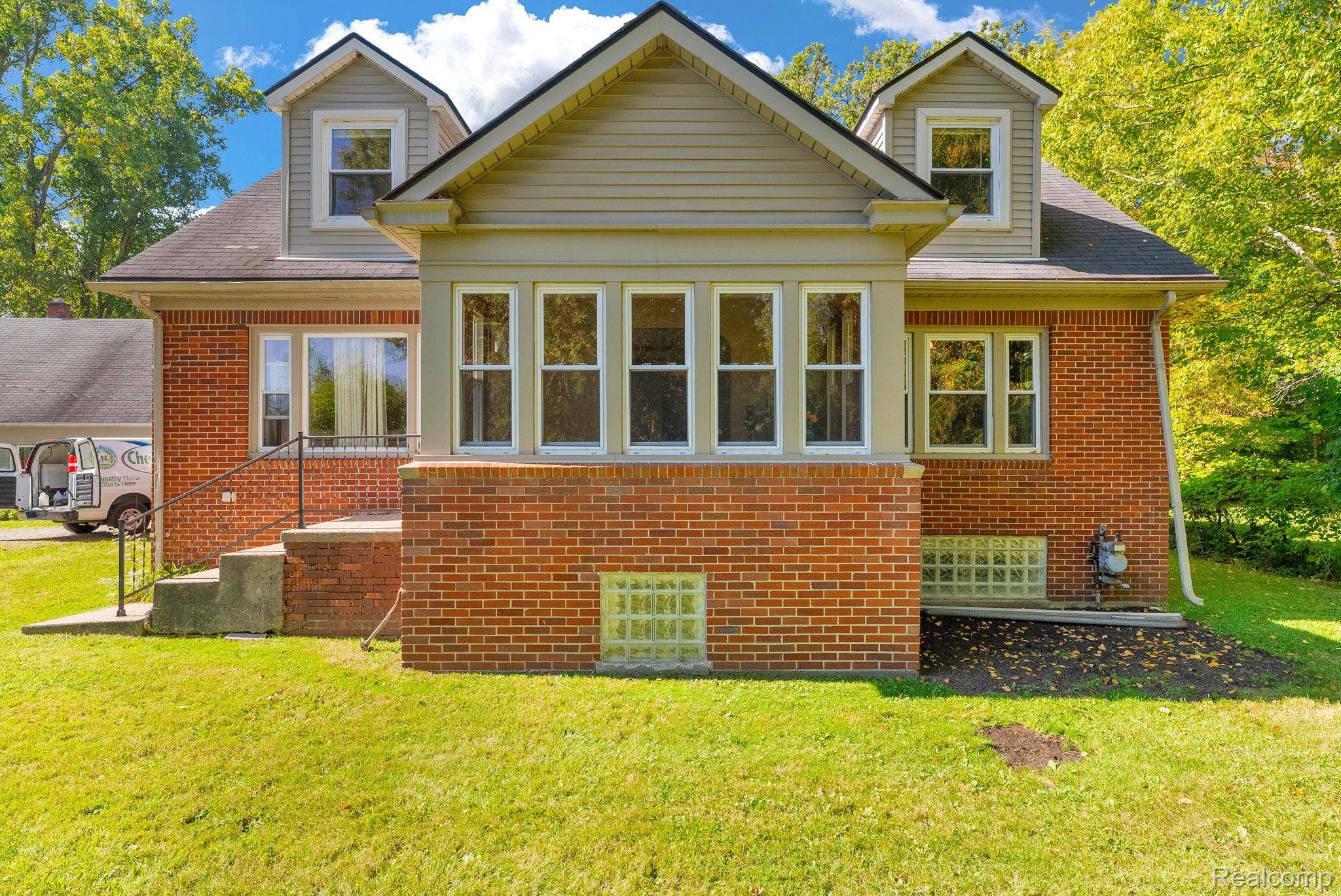 Harrison Township, MI 48045,24915 Saint Paul