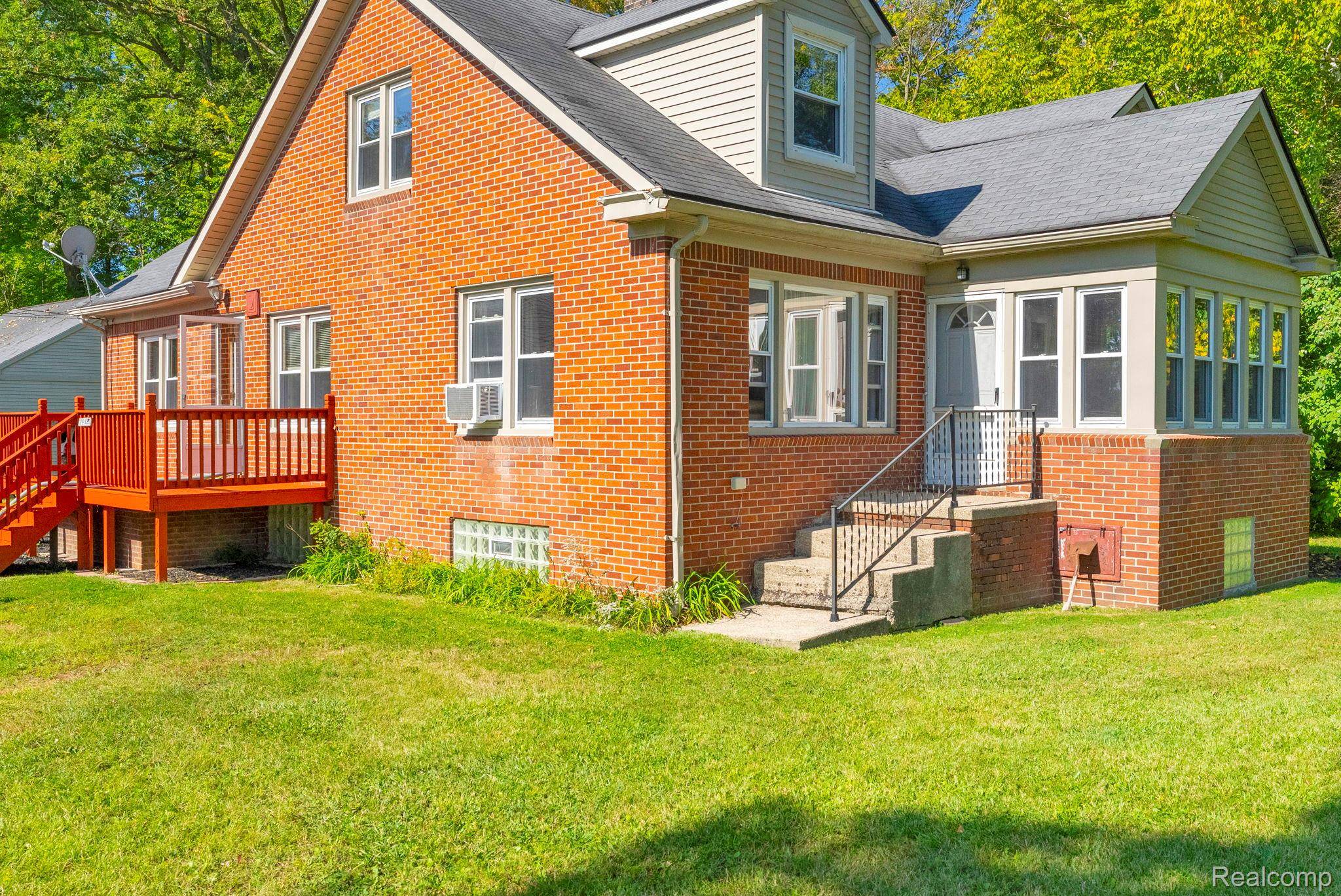 Harrison Township, MI 48045,24915 Saint Paul