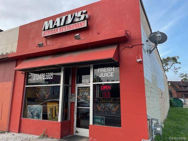 Detroit, MI 48219,21611 Grand River AVE