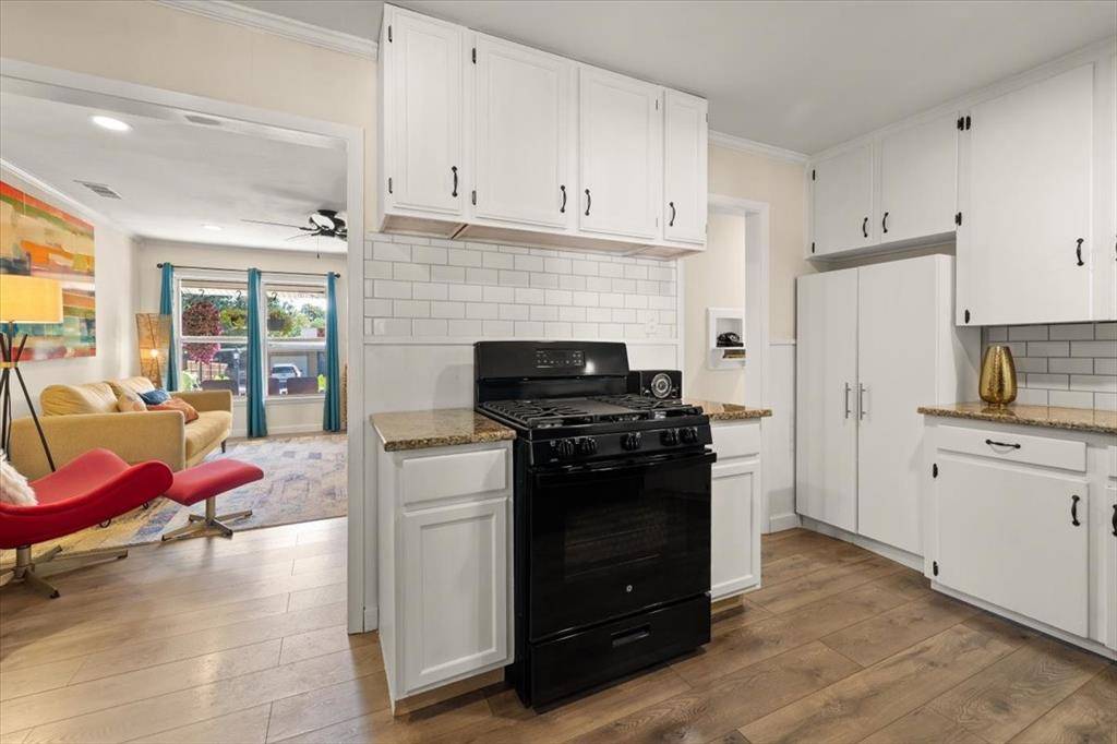 Hurst, TX 76053,609 Norwood Drive