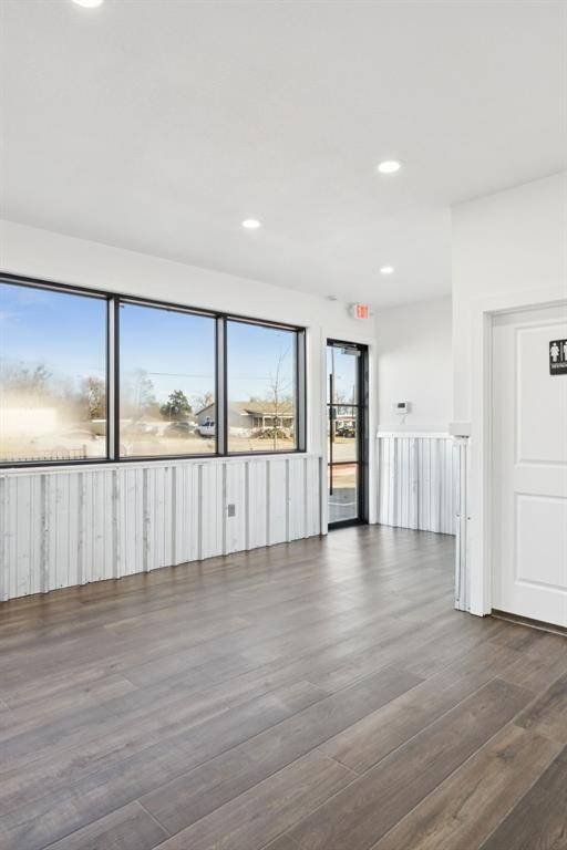 Terrell, TX 75160,902 E Moore