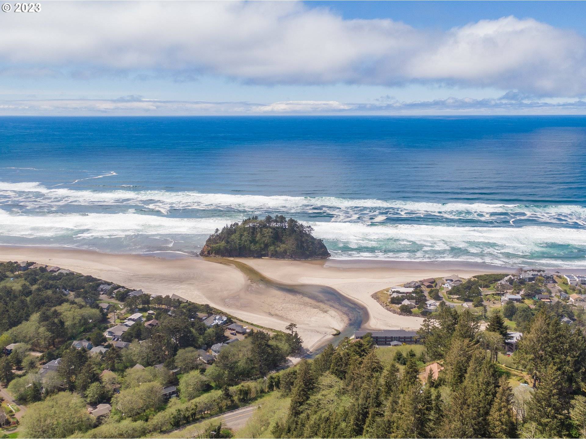 Neskowin, OR 97149,4800 Valley View Dr