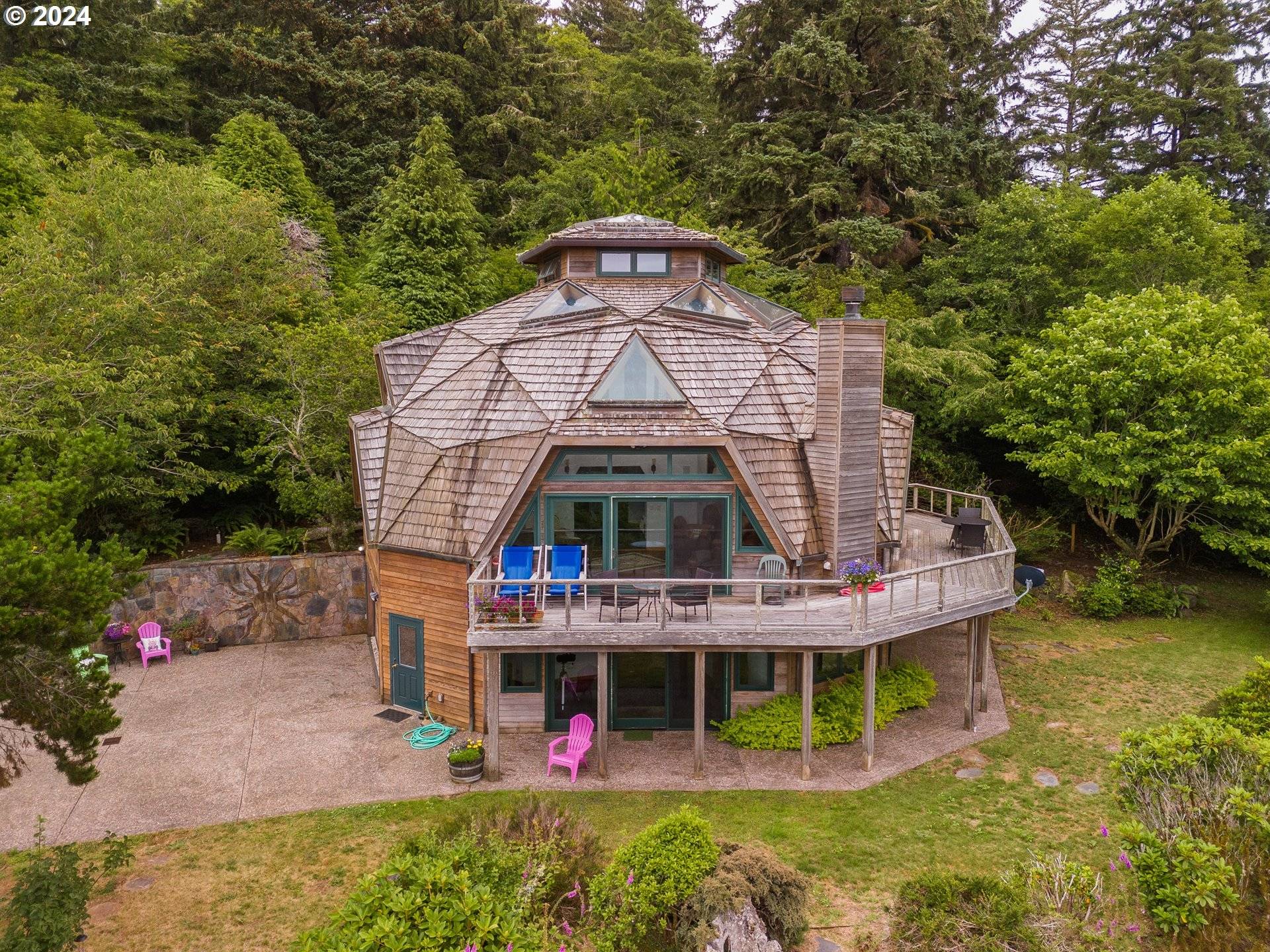 Neskowin, OR 97149,46615 HIGHWAY 101