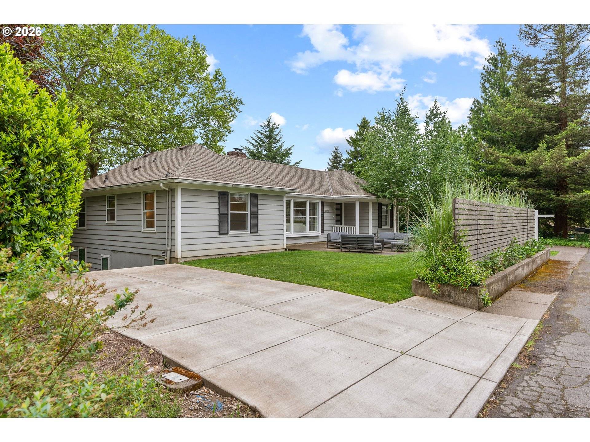 Portland, OR 97225,8120 SW MAPLE DR