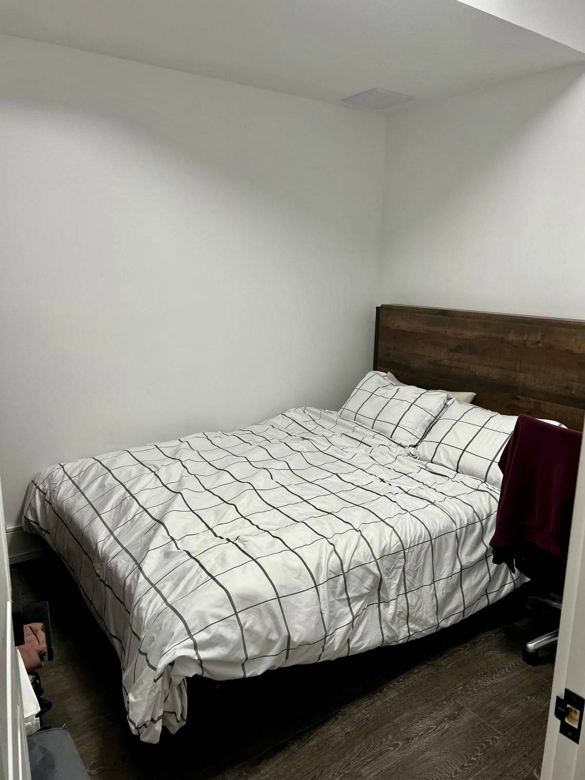 Toronto E04, ON M1L 3G6,440 Pharmacy AVE #Basement