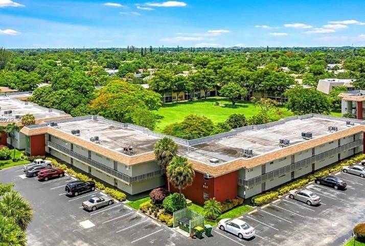 Margate, FL 33068,613 S State Road 7 #3G