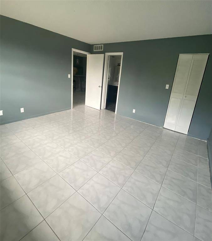 Margate, FL 33068,613 S State Road 7 #3G