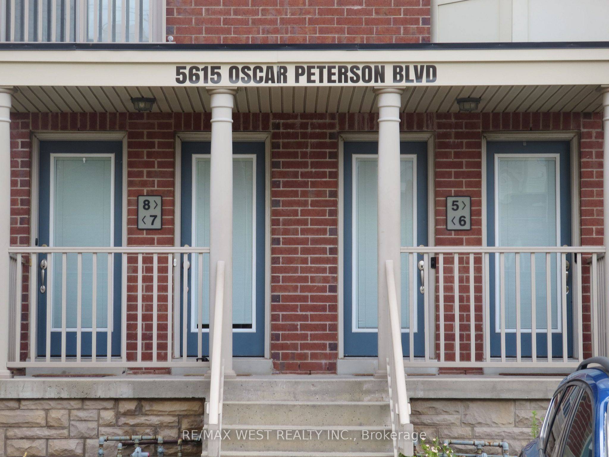 Mississauga, ON L5M 0N7,5615 Oscar Peterson BLVD #8