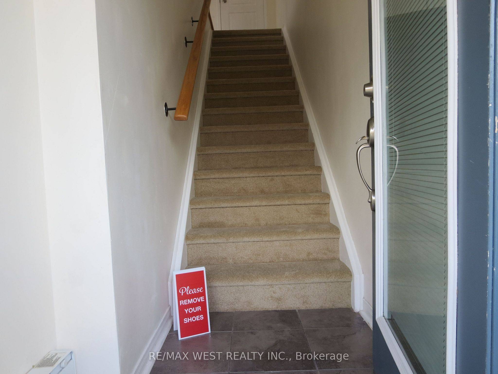 Mississauga, ON L5M 0N7,5615 Oscar Peterson BLVD #8