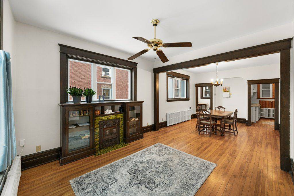 Ottawa Centre, ON K1R 5T2,270 Arlington AVE