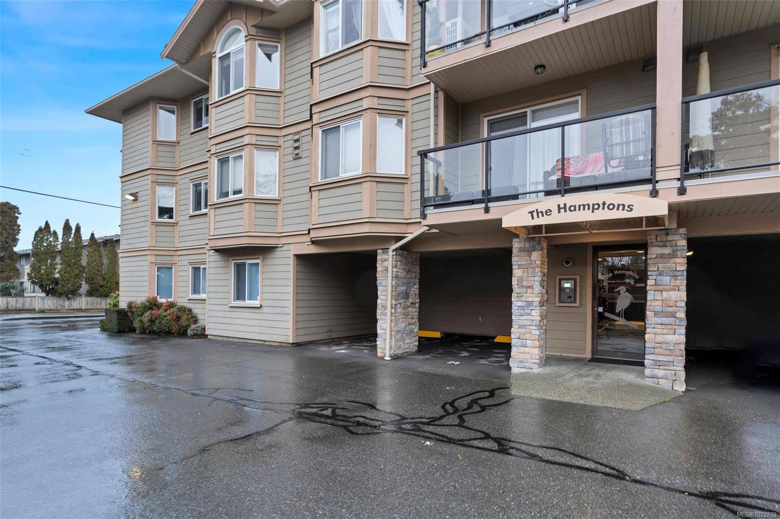 Duncan, BC V9L 2L7,650 Dobson Rd #101